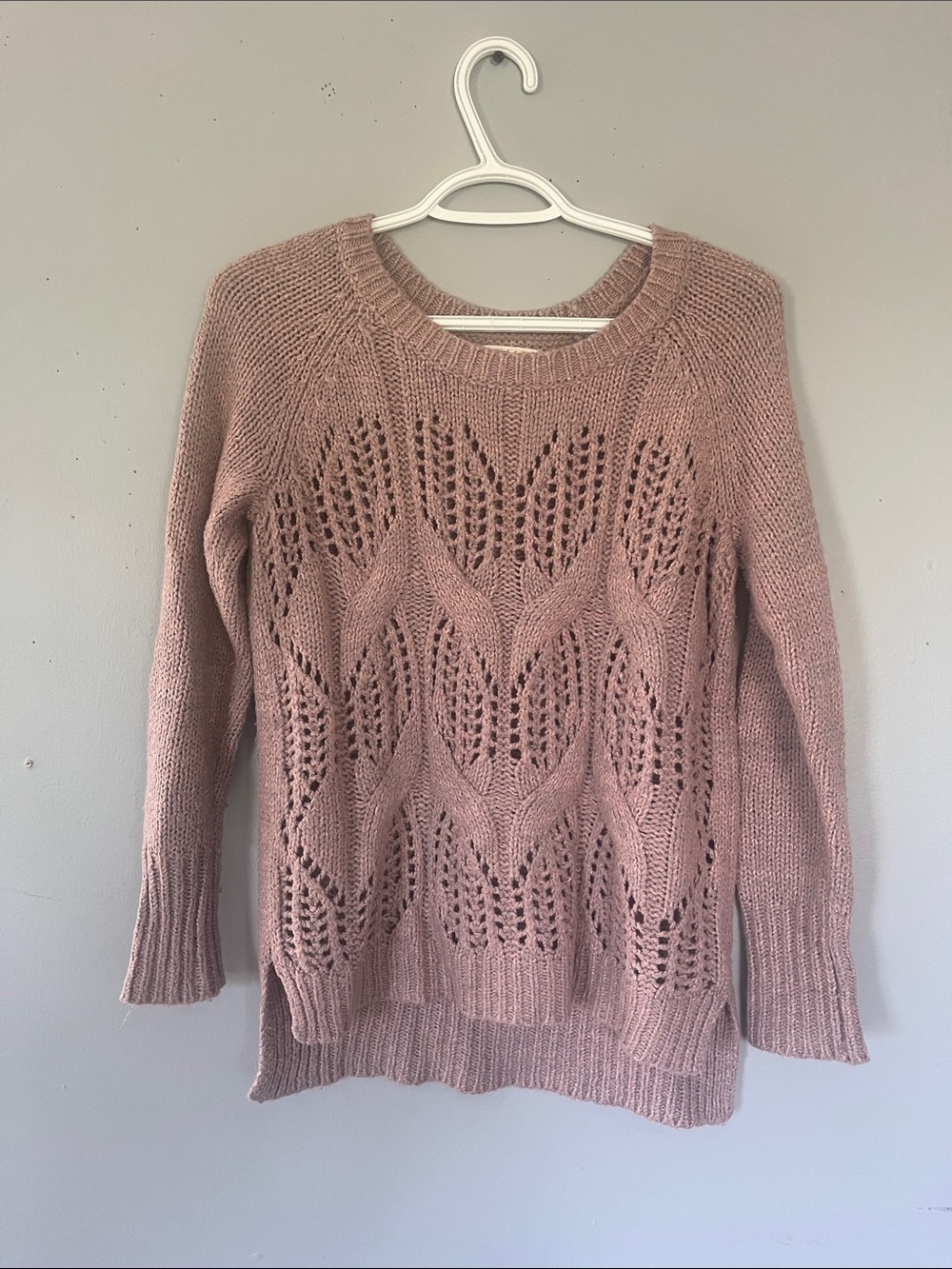 Woman’s Maurices Dusty Rose Openwork Cable Knit Sweater Small